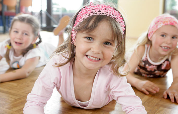 Mädchen beim Kindertanz